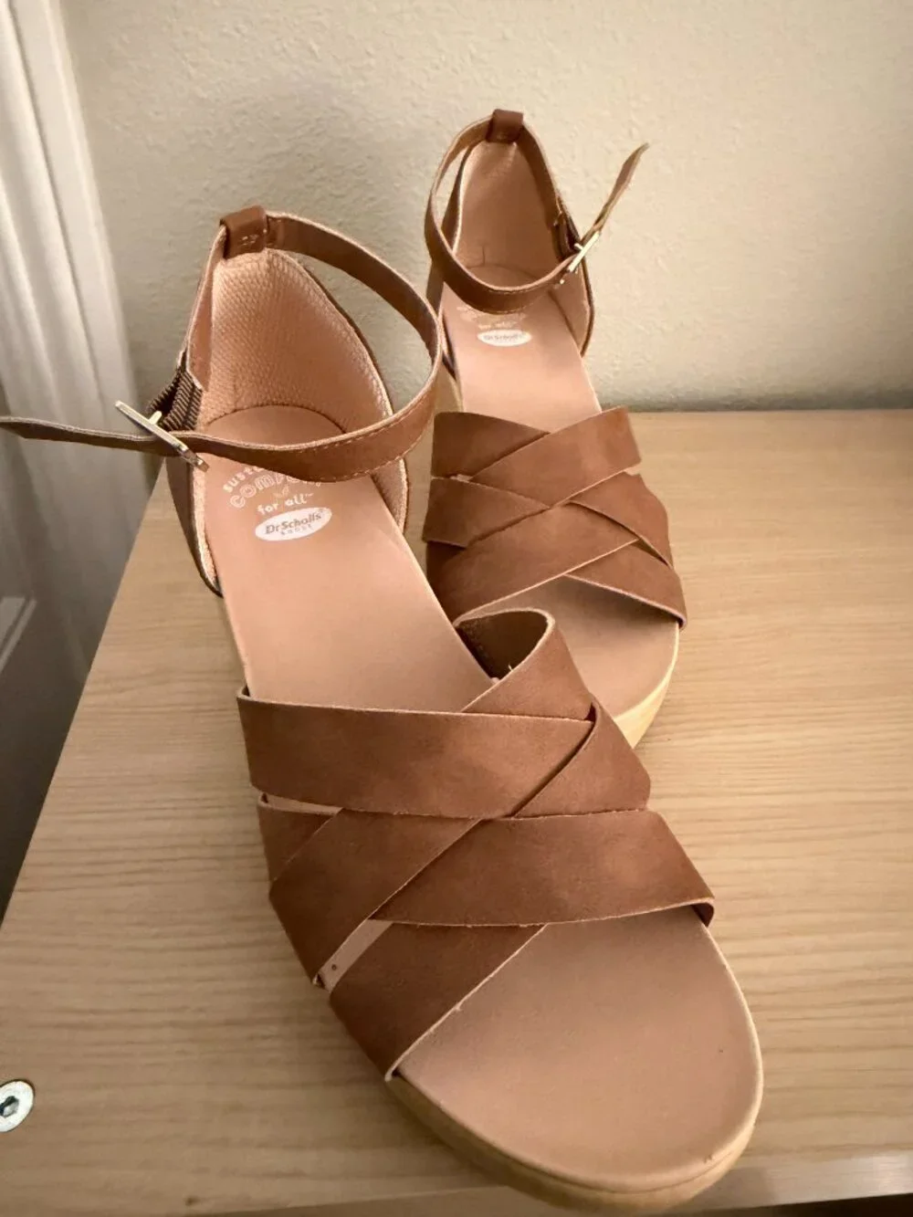 Dr. Scholls honey platform